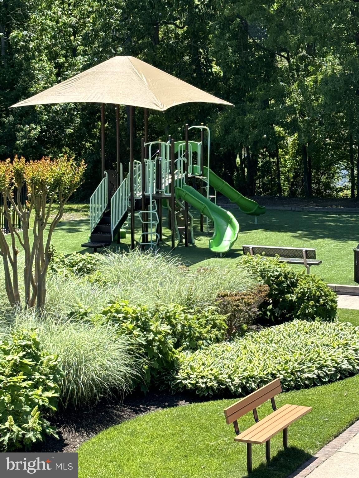 KINGSTOWNE - Residential