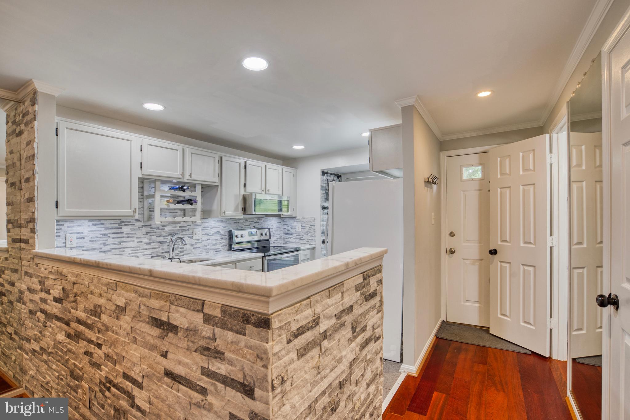 KINGSTOWNE - Residential