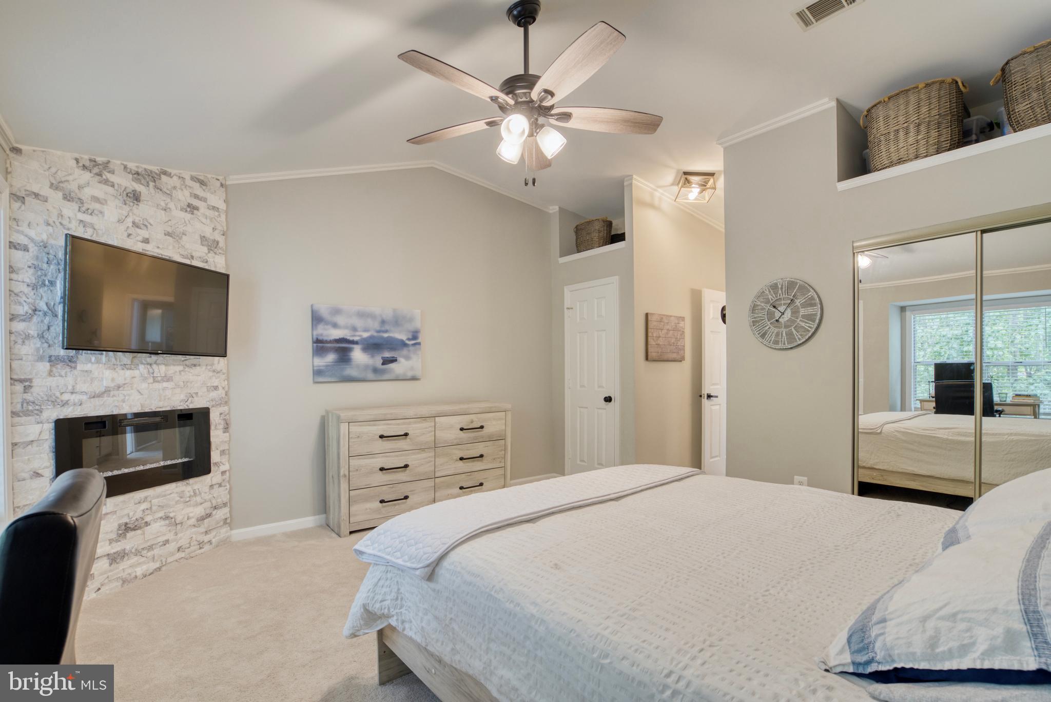 KINGSTOWNE - Residential