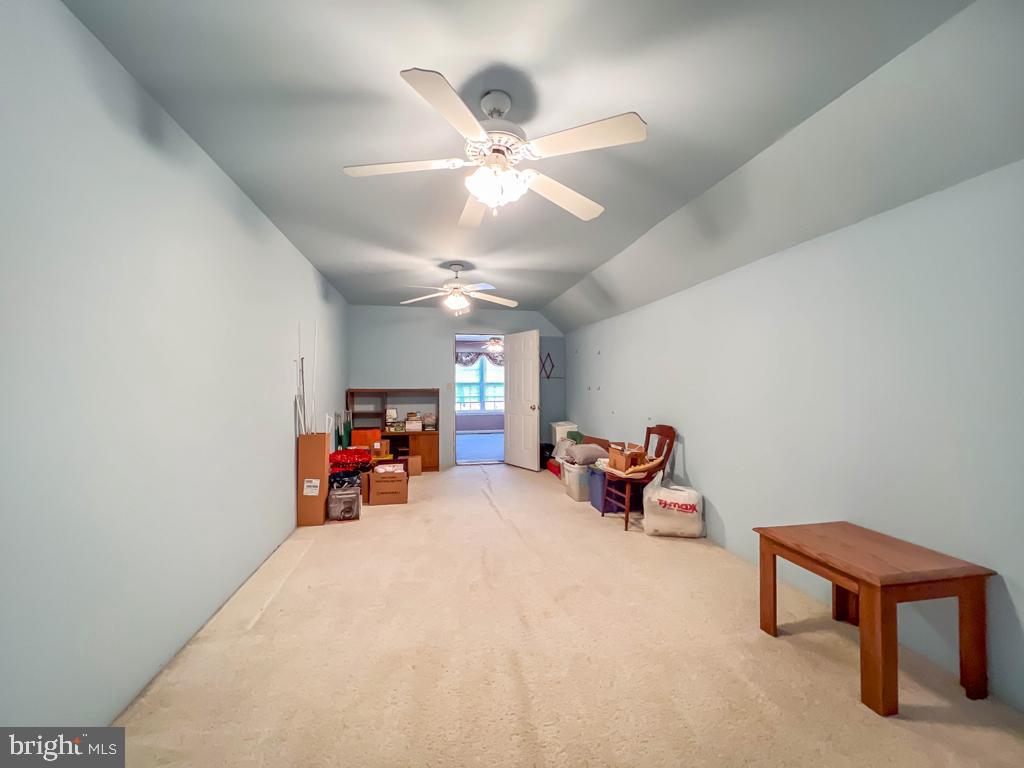 THE VILLAS AT REGE - Residential