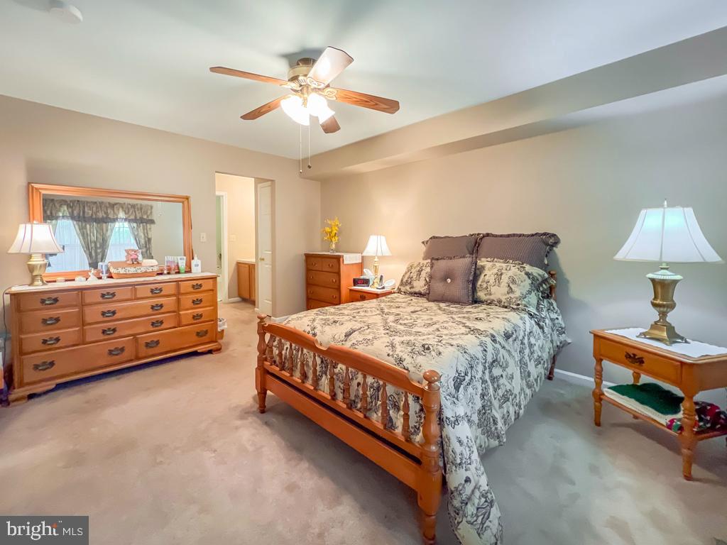 THE VILLAS AT REGE - Residential