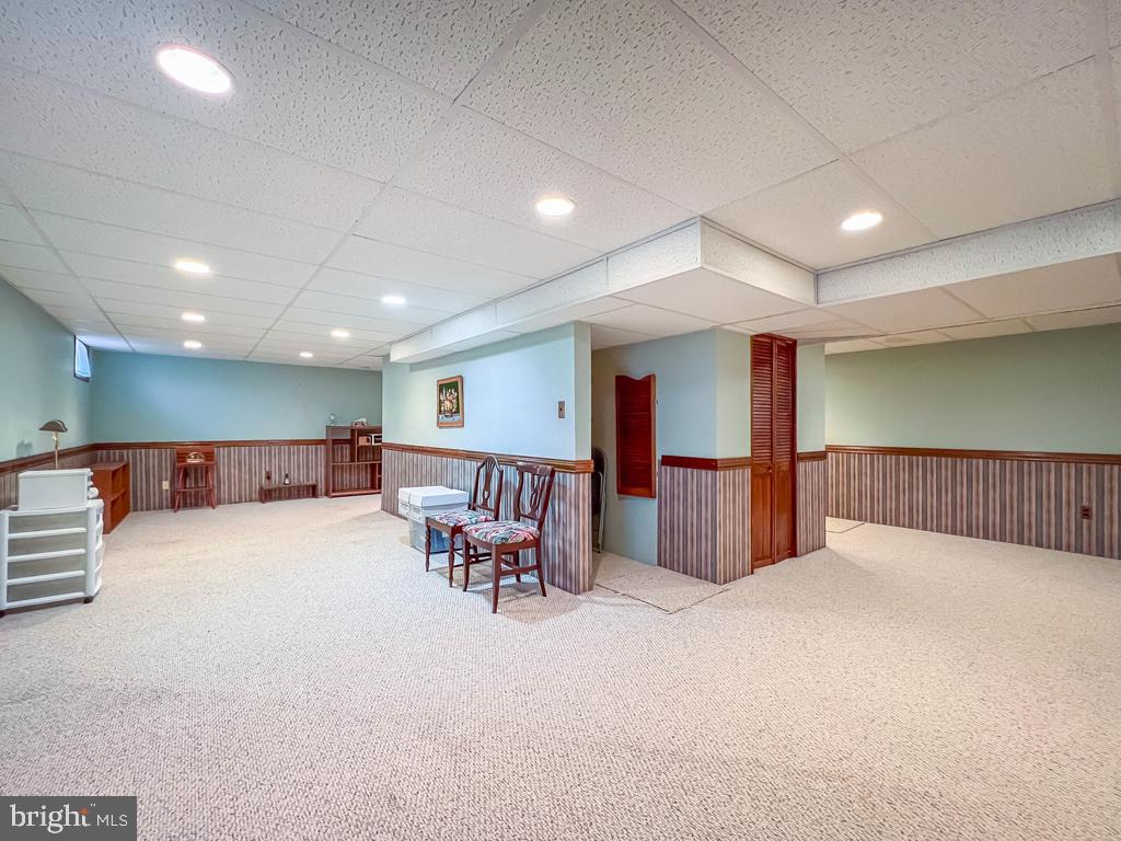 THE VILLAS AT REGE - Residential