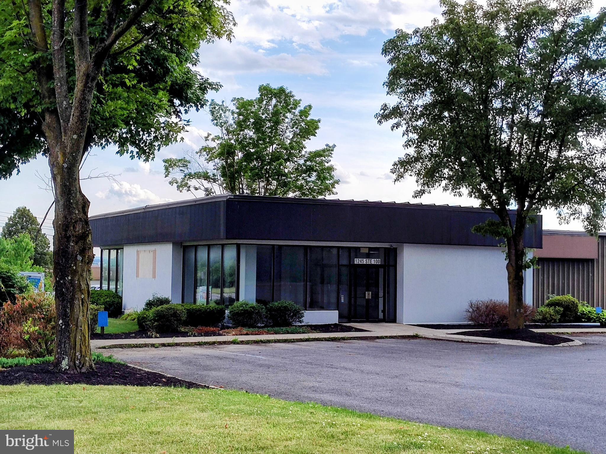 NONE AVAILABLE - Commercial Lease