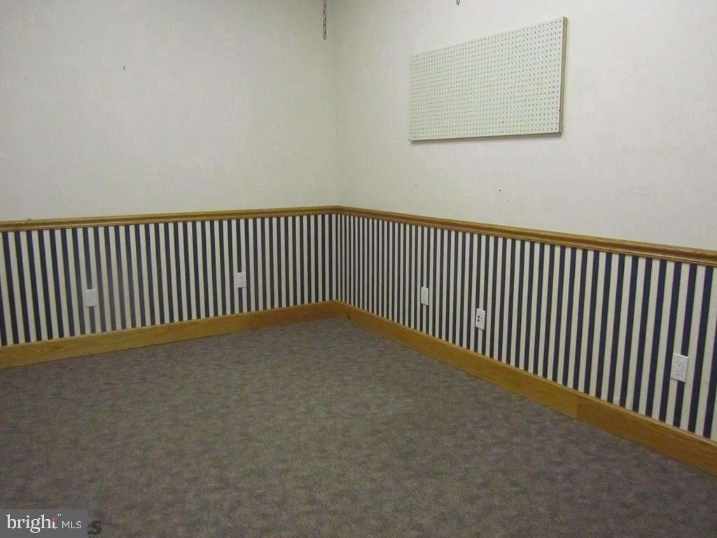 NONE AVAILABLE - Commercial Lease