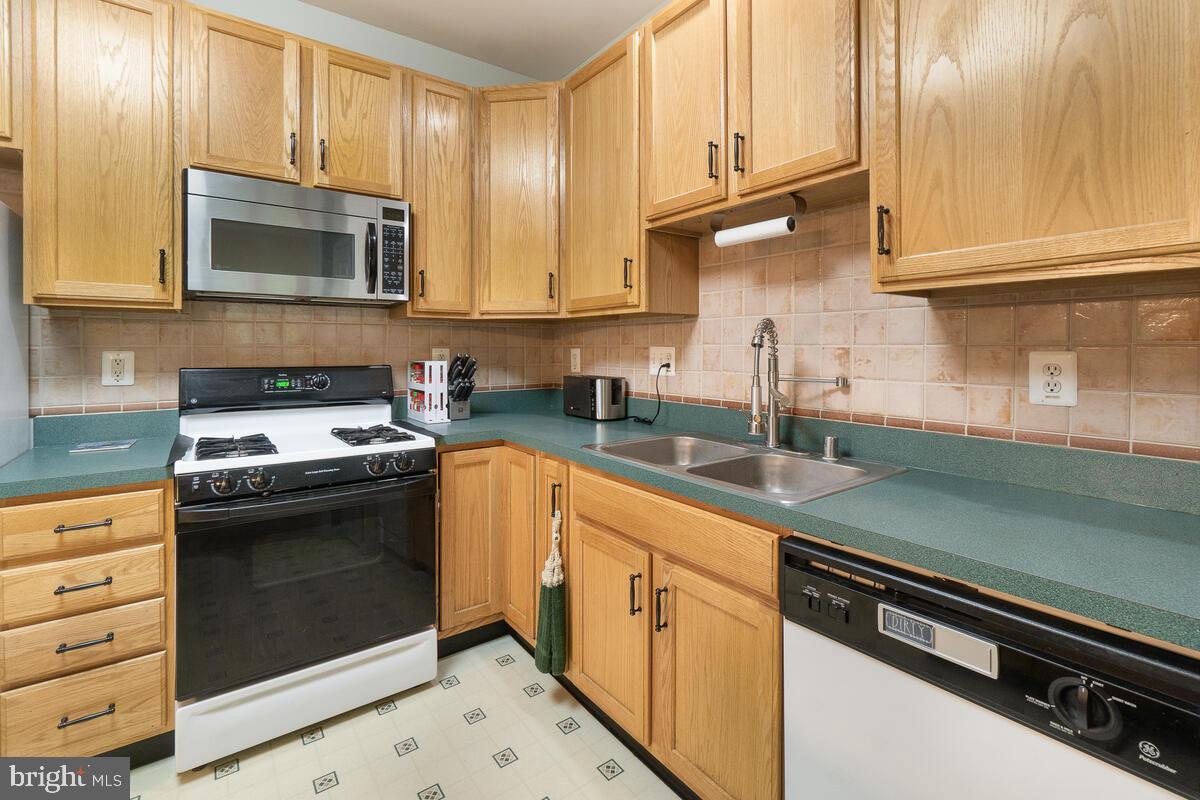 SPRING RIDGE - Residential