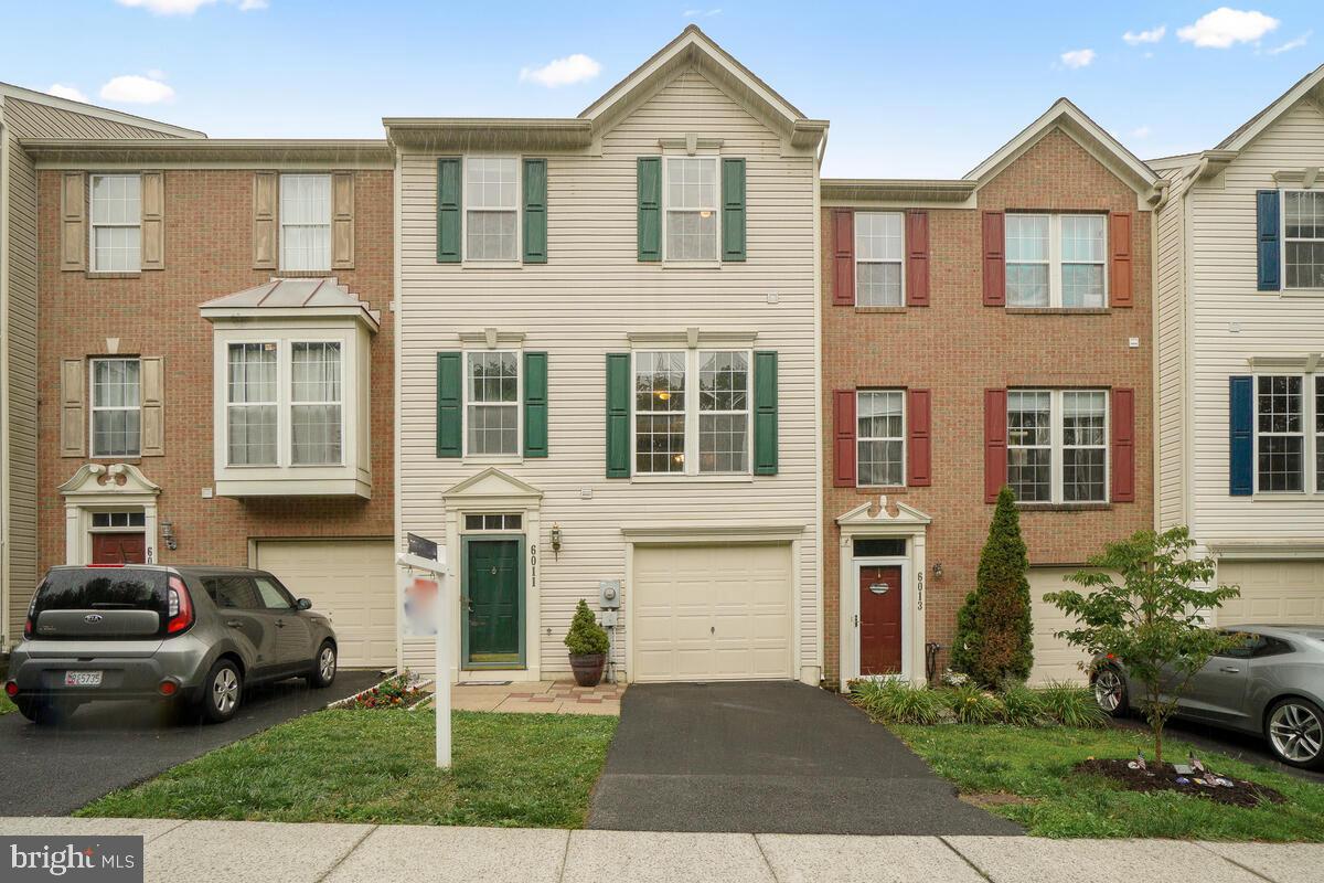 SPRING RIDGE - Residential