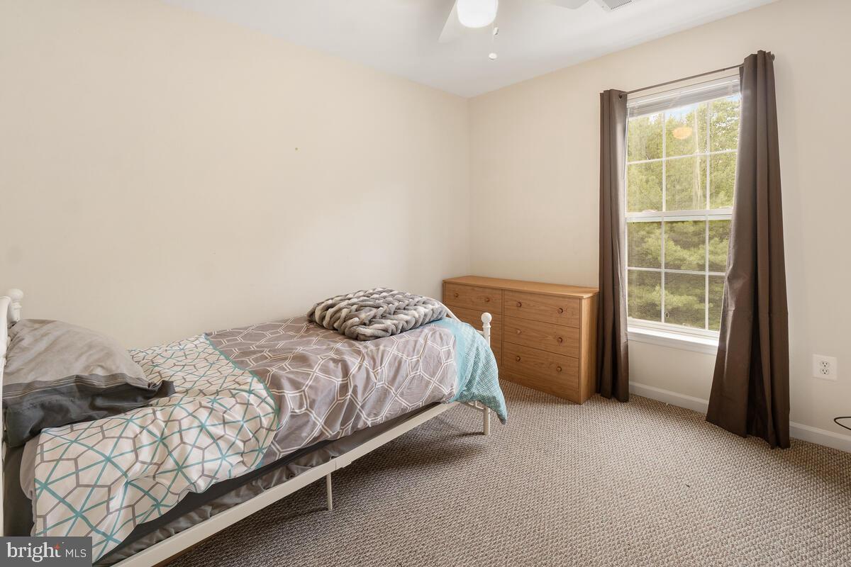 SPRING RIDGE - Residential