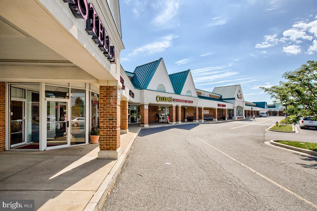 SPRING RIDGE - Residential