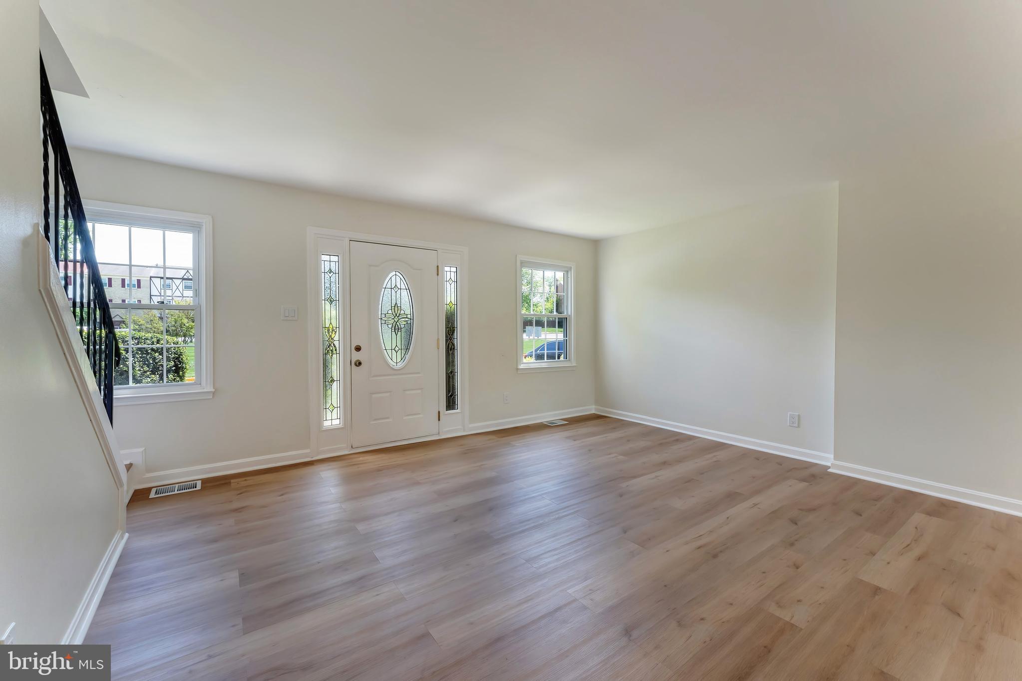 14836 PALMERSTON SQUARE