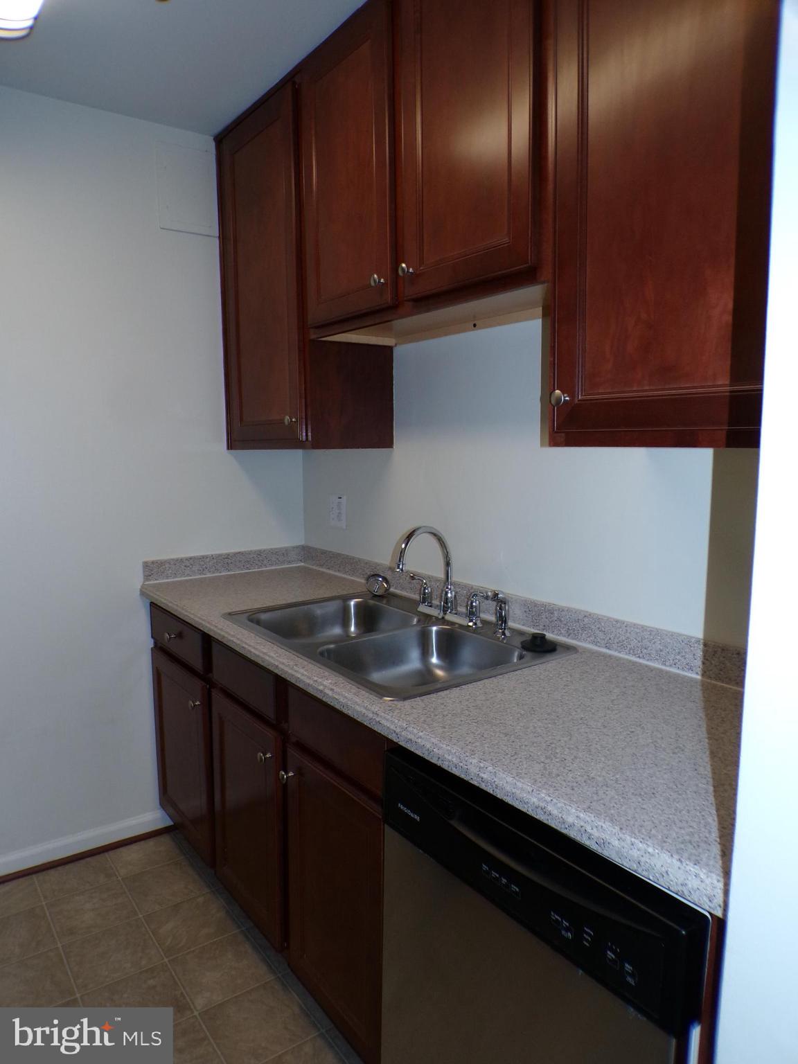 CARRIAGE POINTE AT AQUIA - Residential Lease