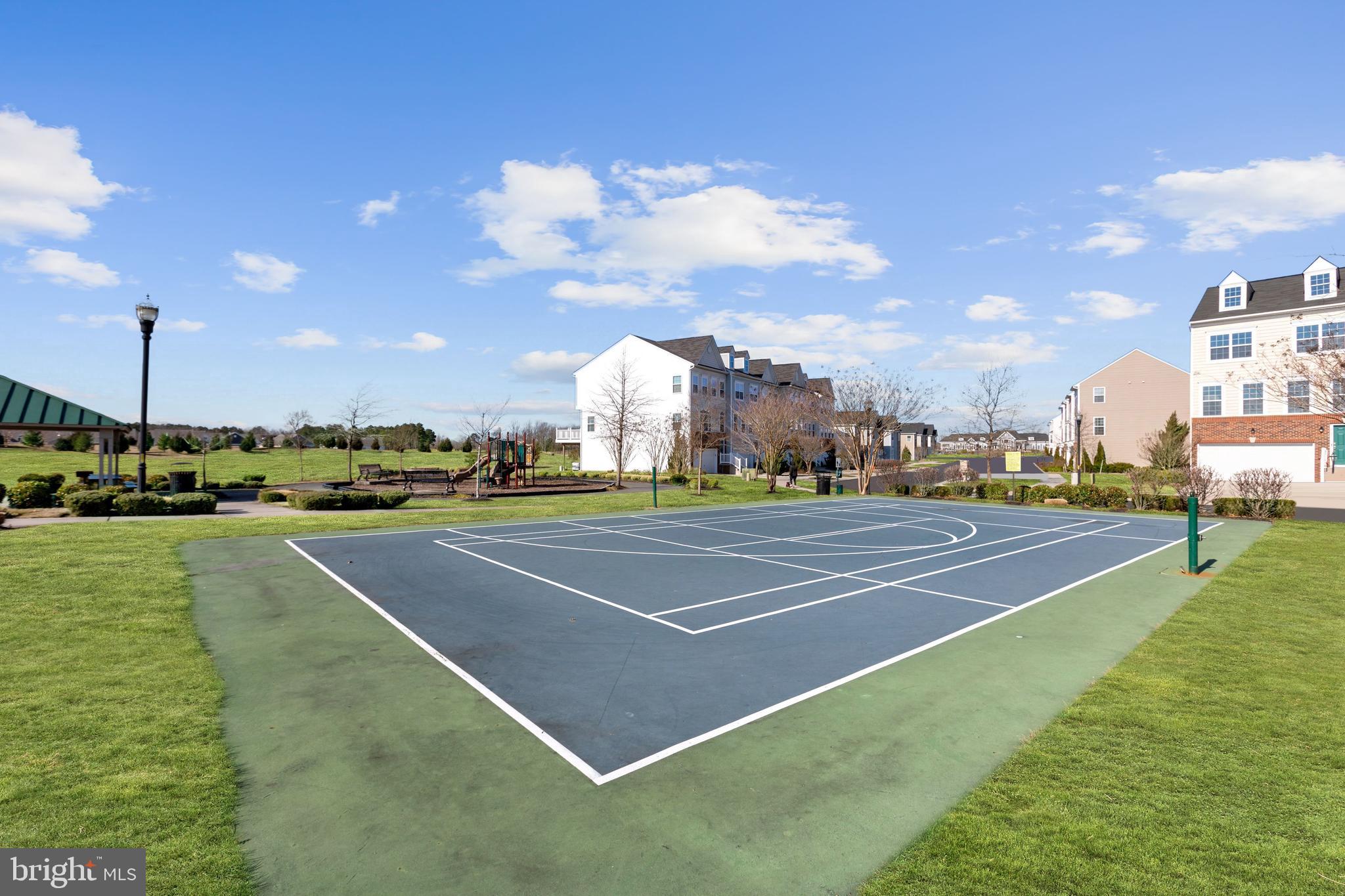 PLANTATION LAKES - Residential