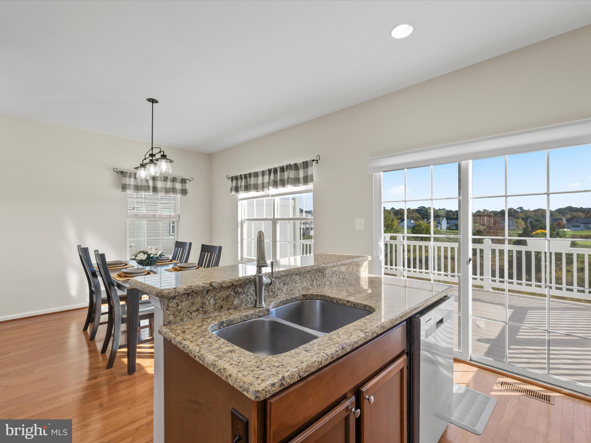 PLANTATION LAKES - Residential