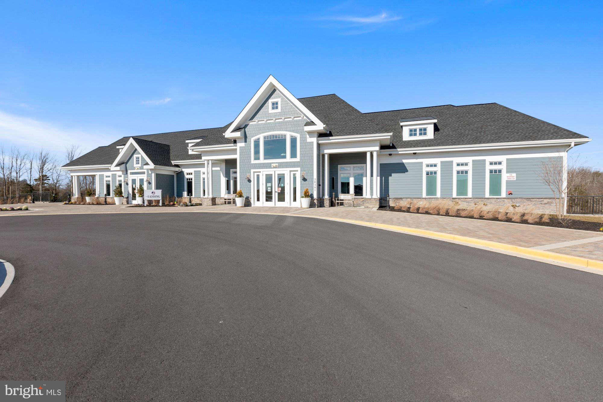 PLANTATION LAKES - Residential