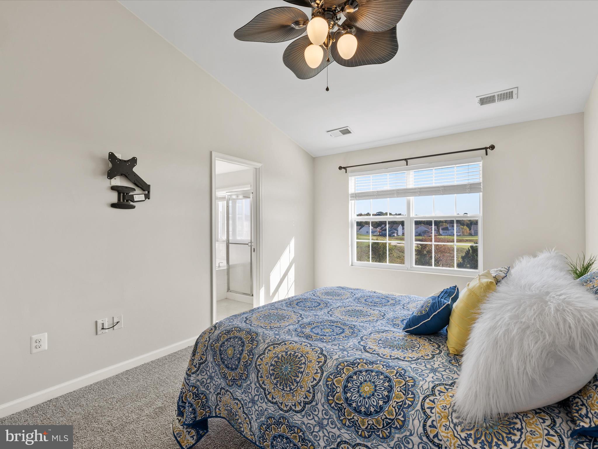 PLANTATION LAKES - Residential