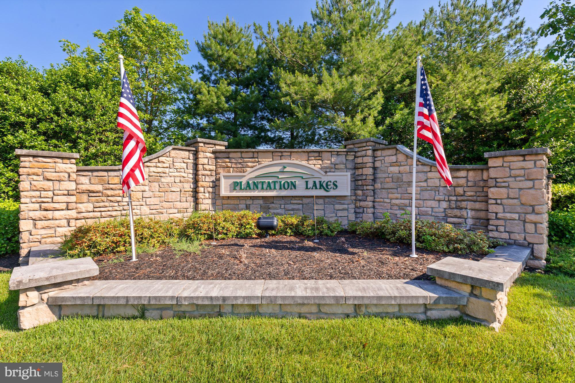 PLANTATION LAKES - Residential