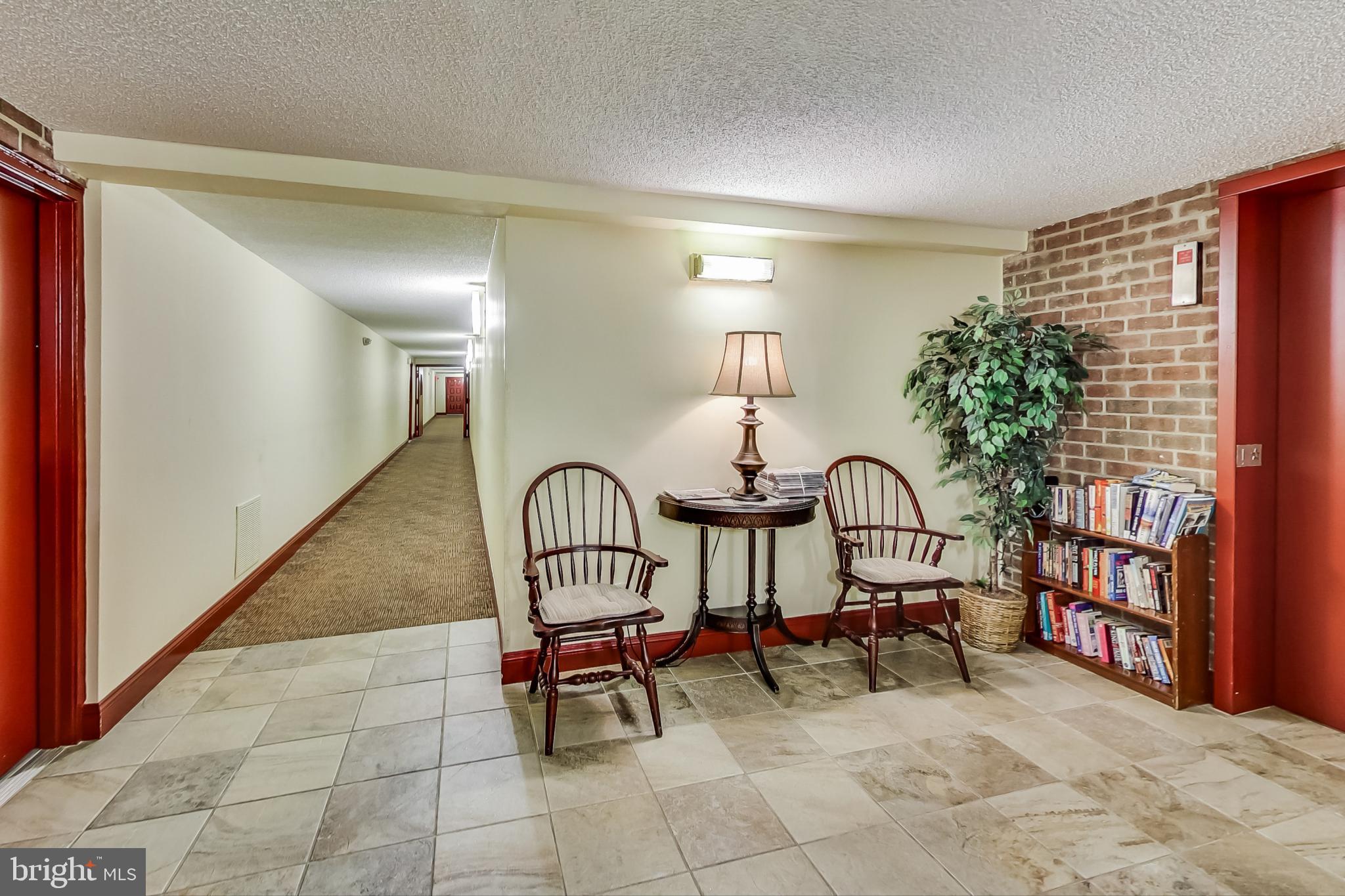 LEISURE WORLD - Residential