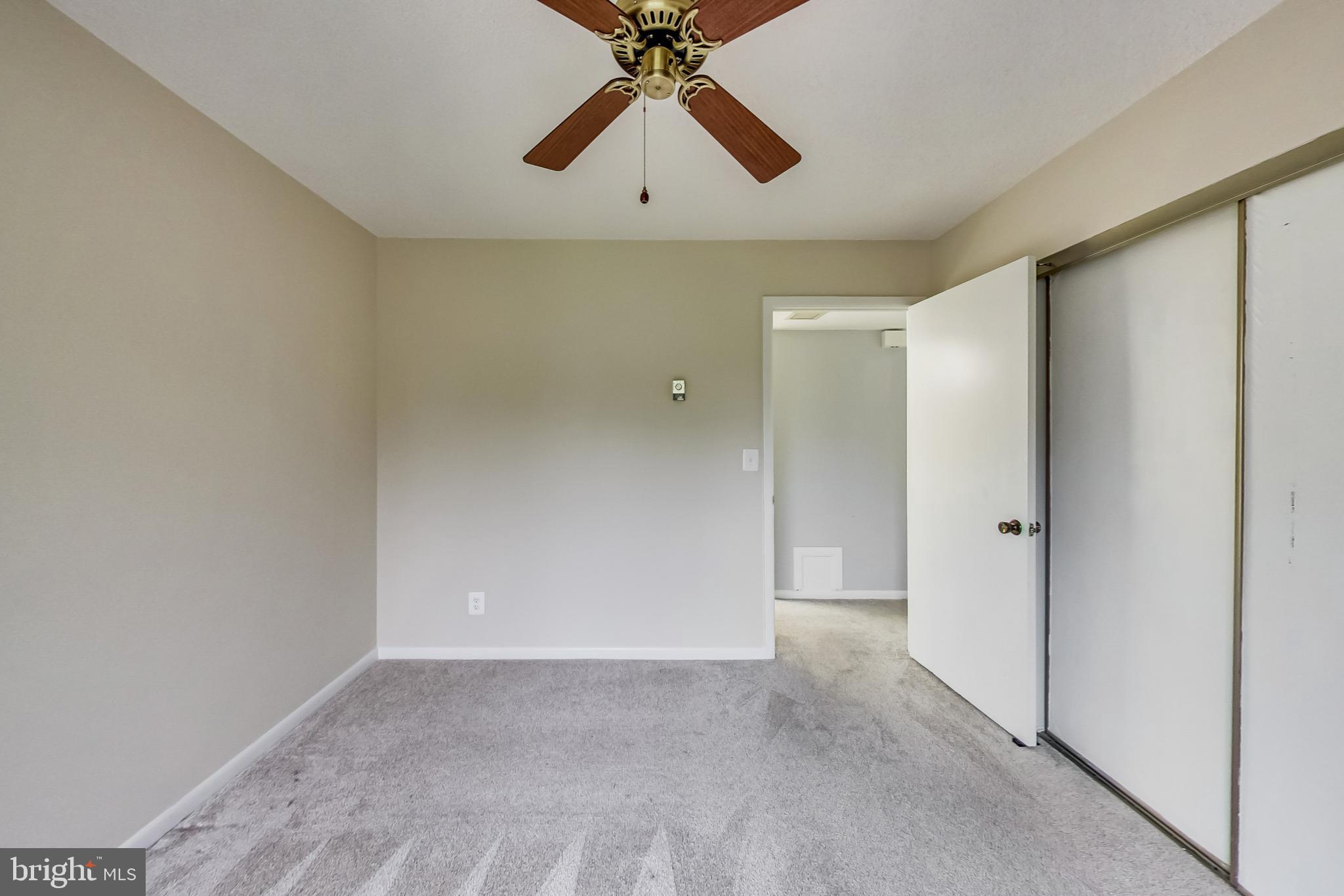 LEISURE WORLD - Residential