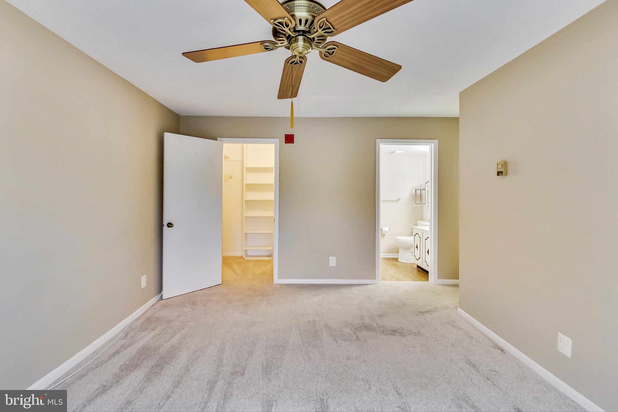 LEISURE WORLD - Residential