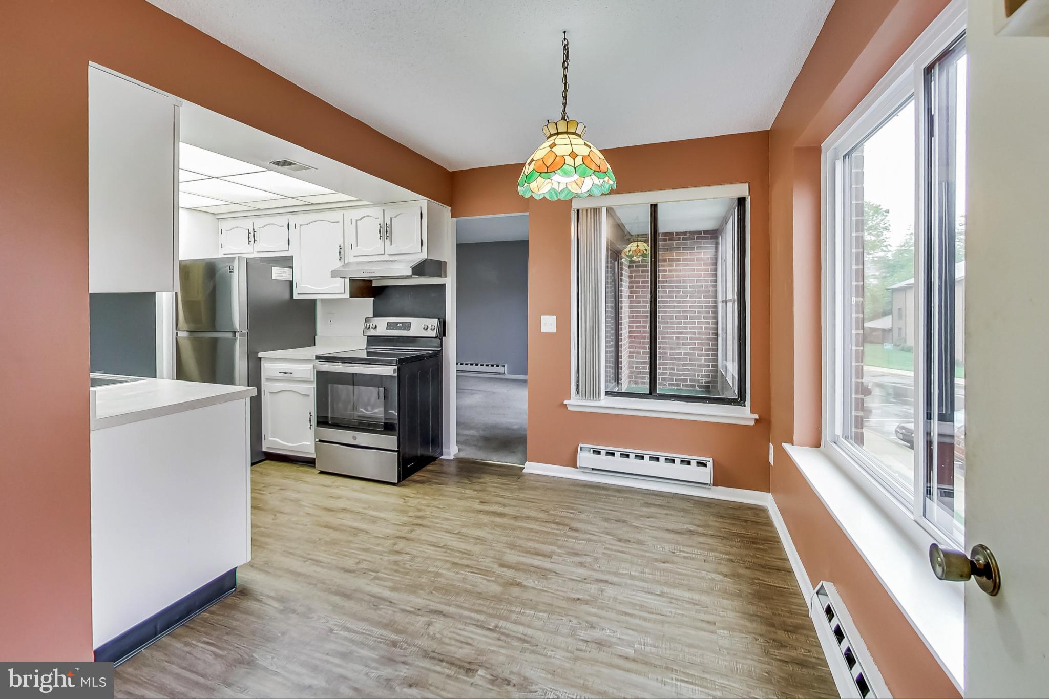 LEISURE WORLD - Residential