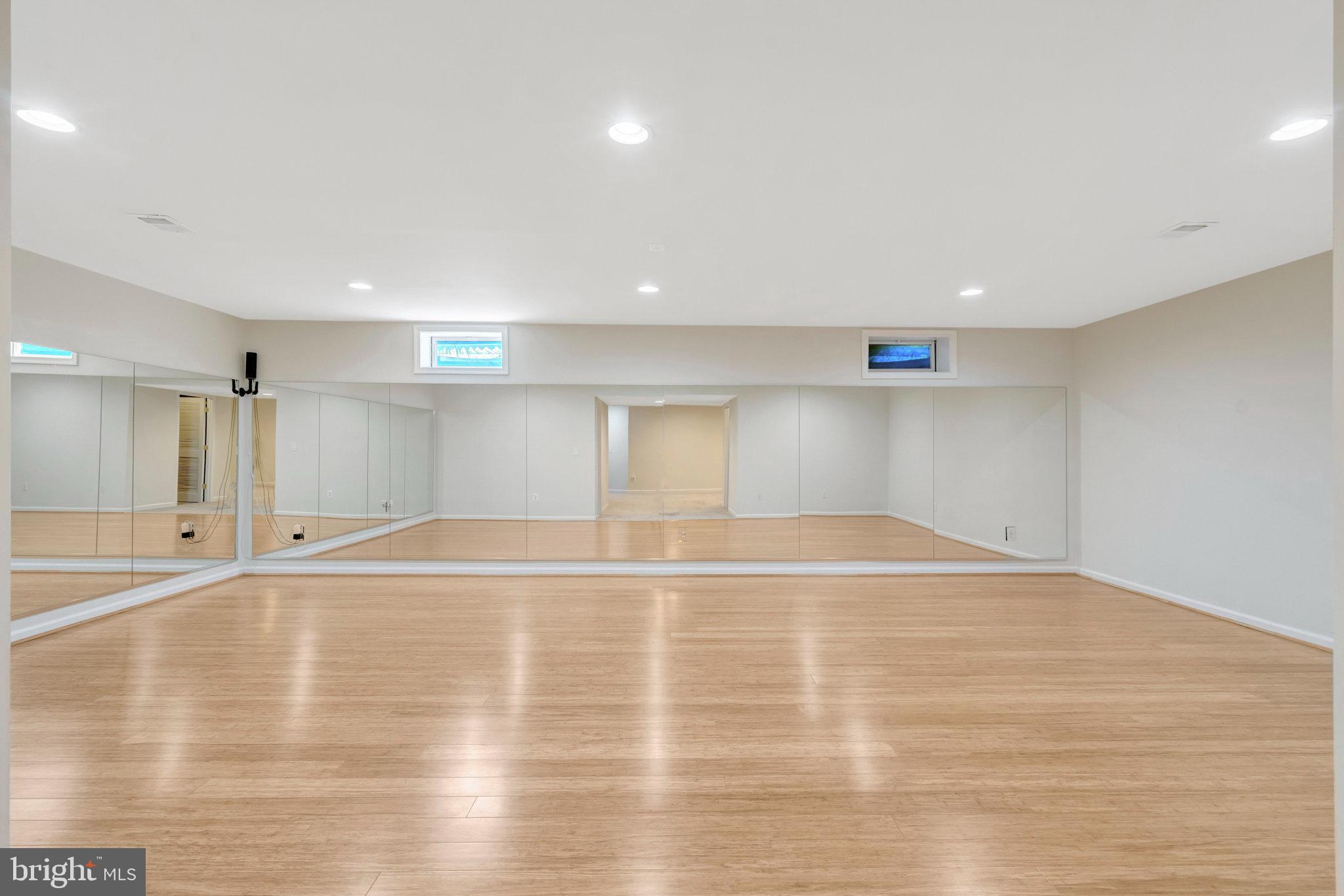 VILLAGE AT LORTON VALLEY - Residential