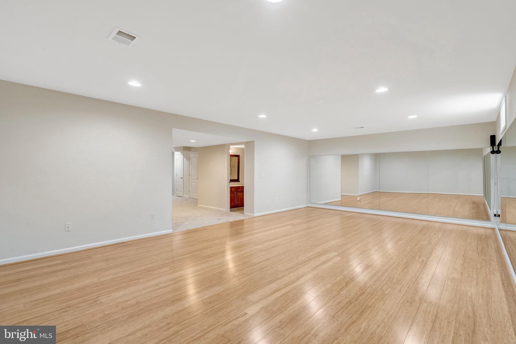 VILLAGE AT LORTON VALLEY - Residential