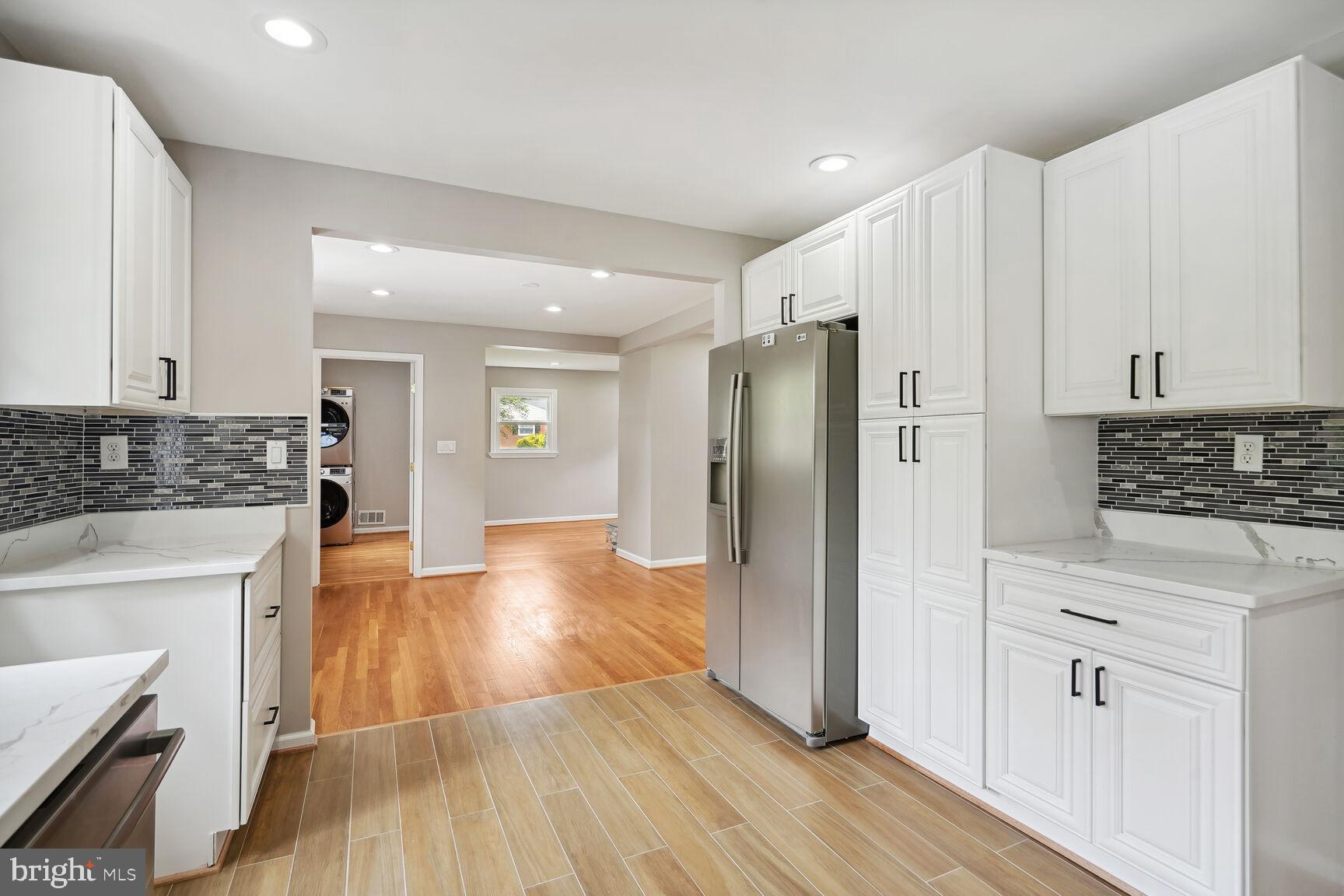 COOL SPRING - Residential