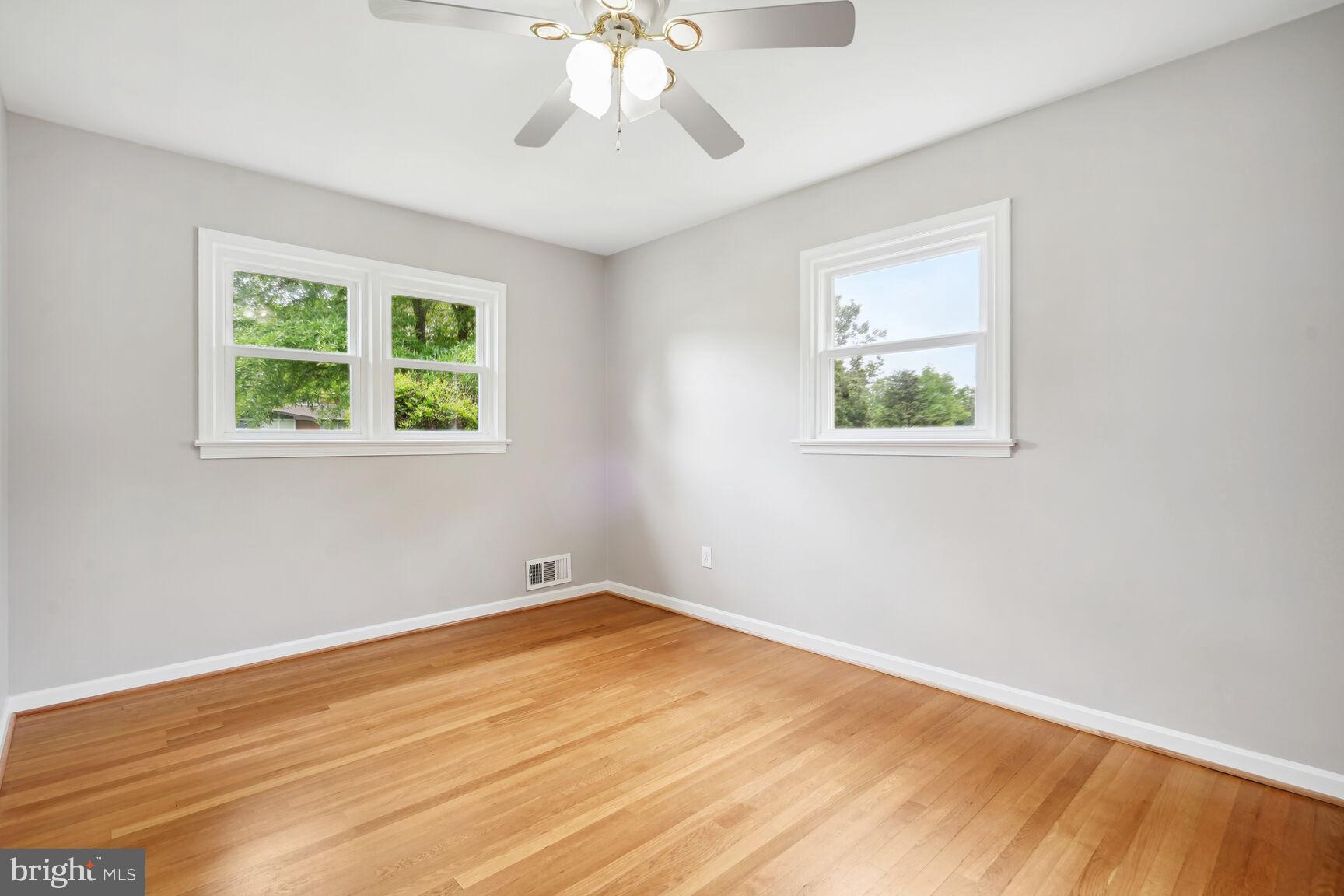 COOL SPRING - Residential