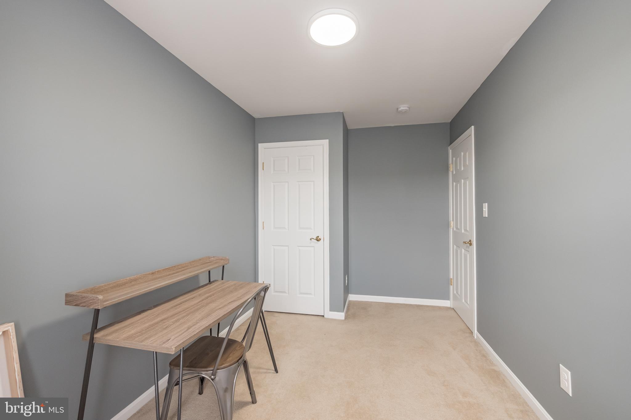 PEACEFIELDS - Residential