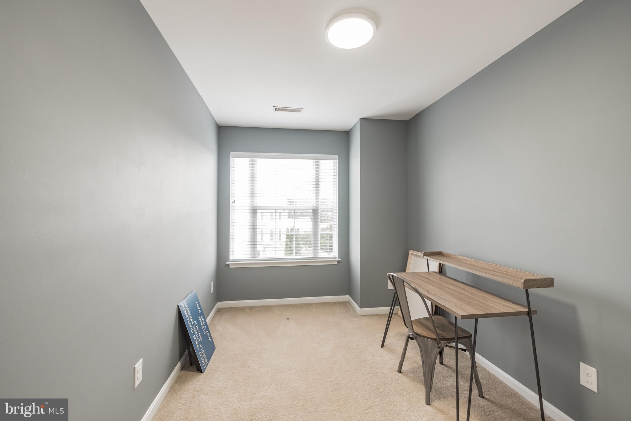 PEACEFIELDS - Residential