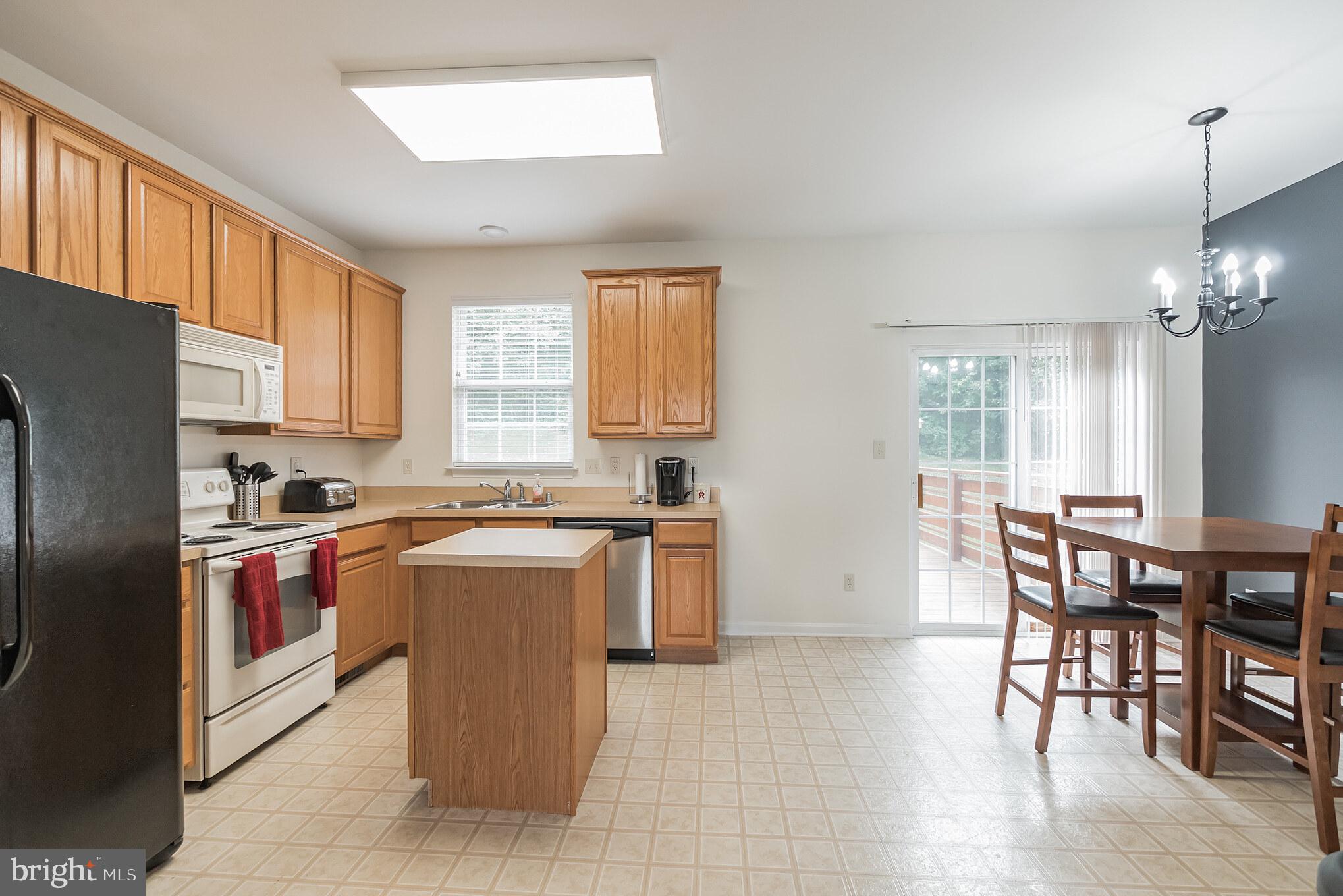 PEACEFIELDS - Residential