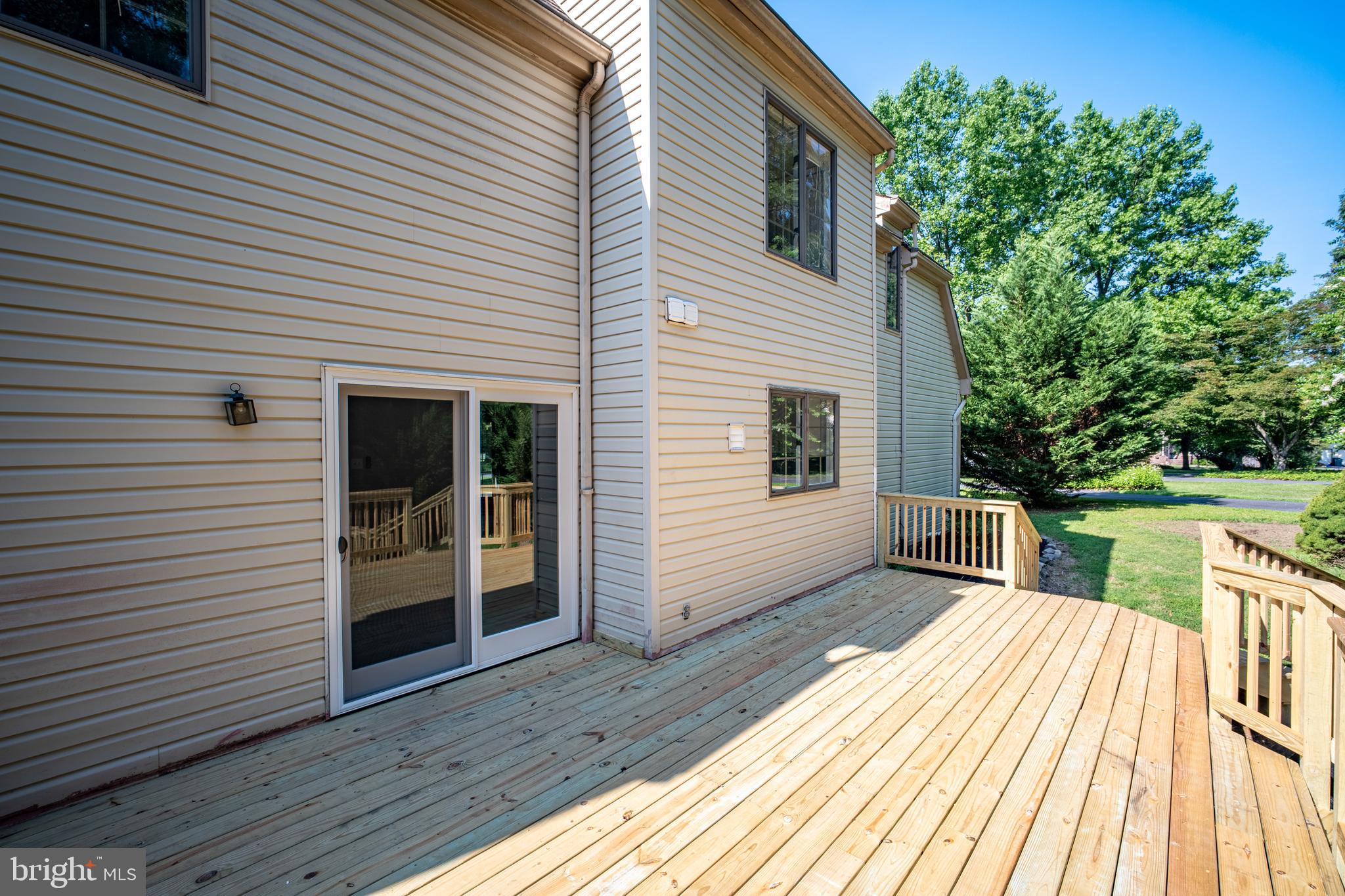 MANORS OF OAKWOOD - Residential