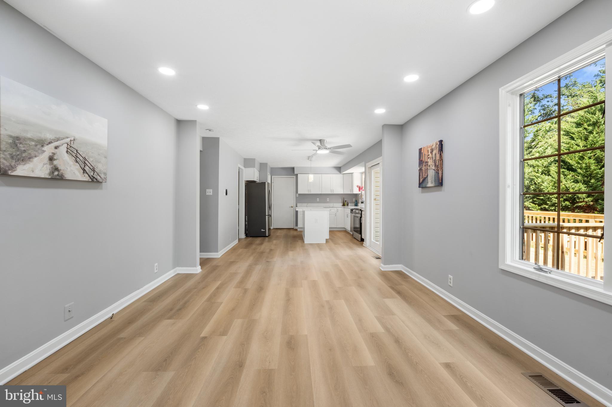 MANORS OF OAKWOOD - Residential