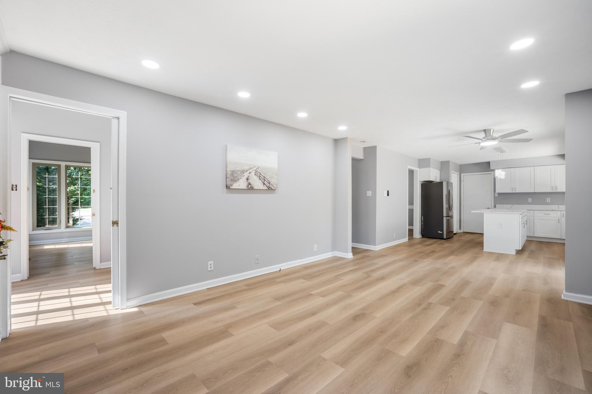 MANORS OF OAKWOOD - Residential