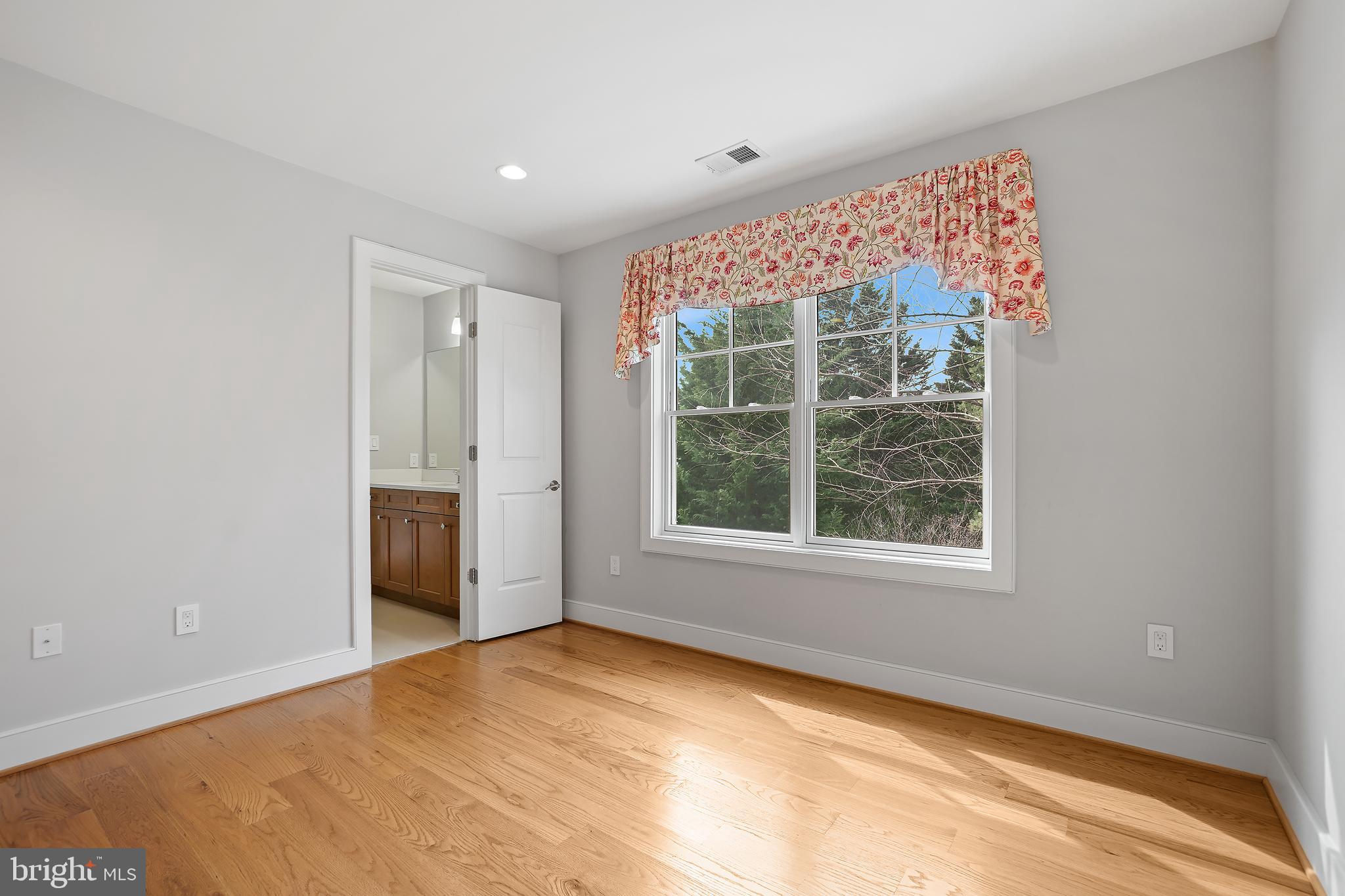 BRADMOOR - Residential