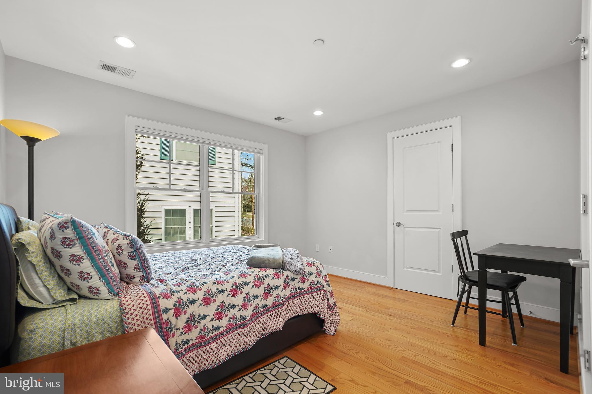 BRADMOOR - Residential