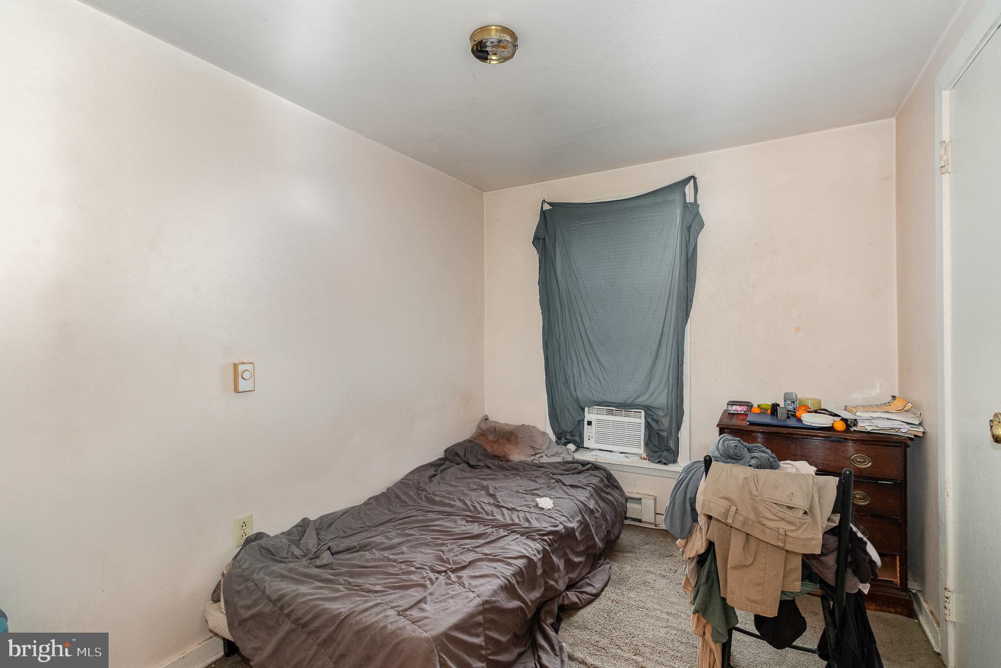 28 N 4TH STREET