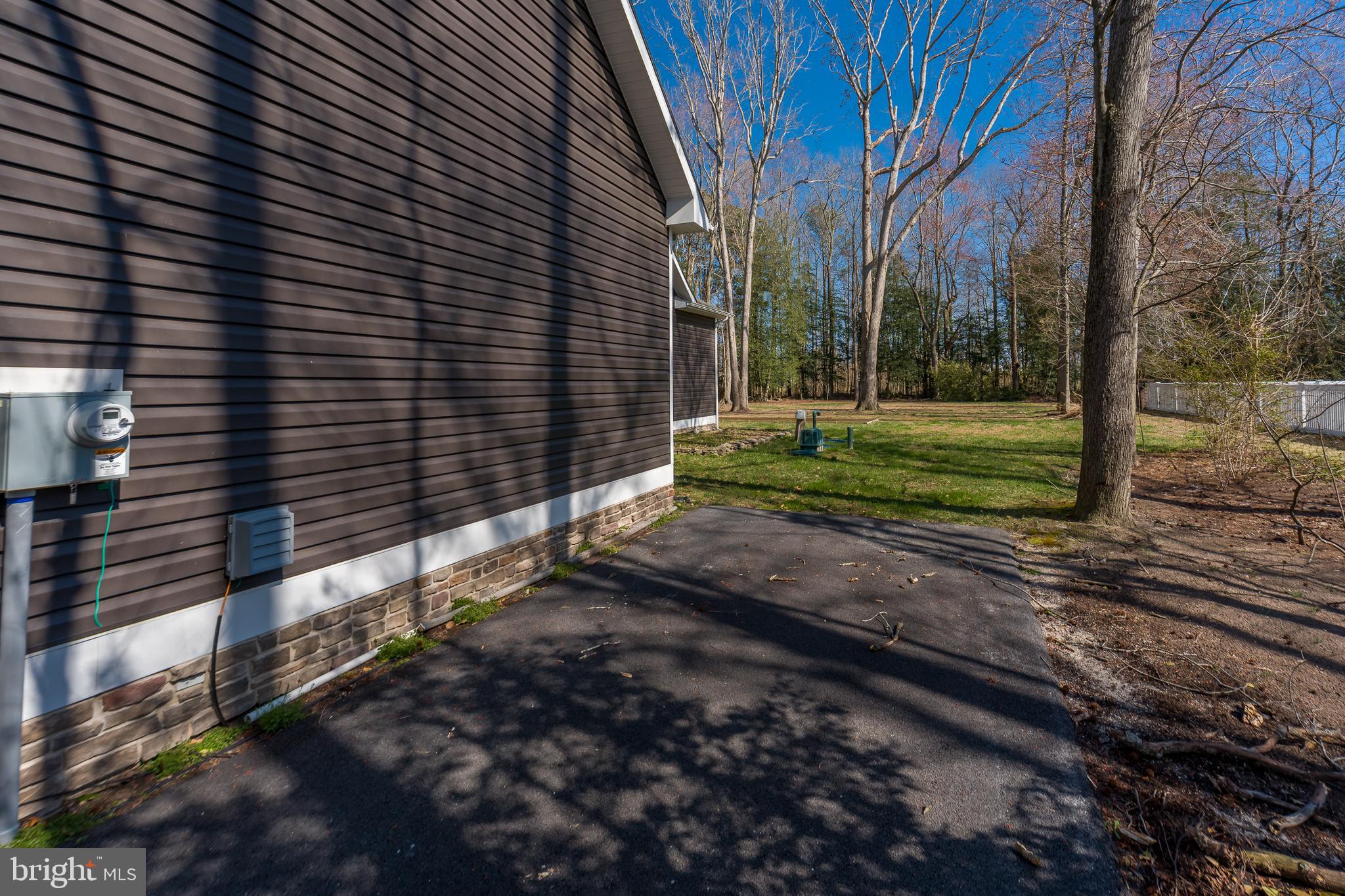 PARKERS POINTE - Residential