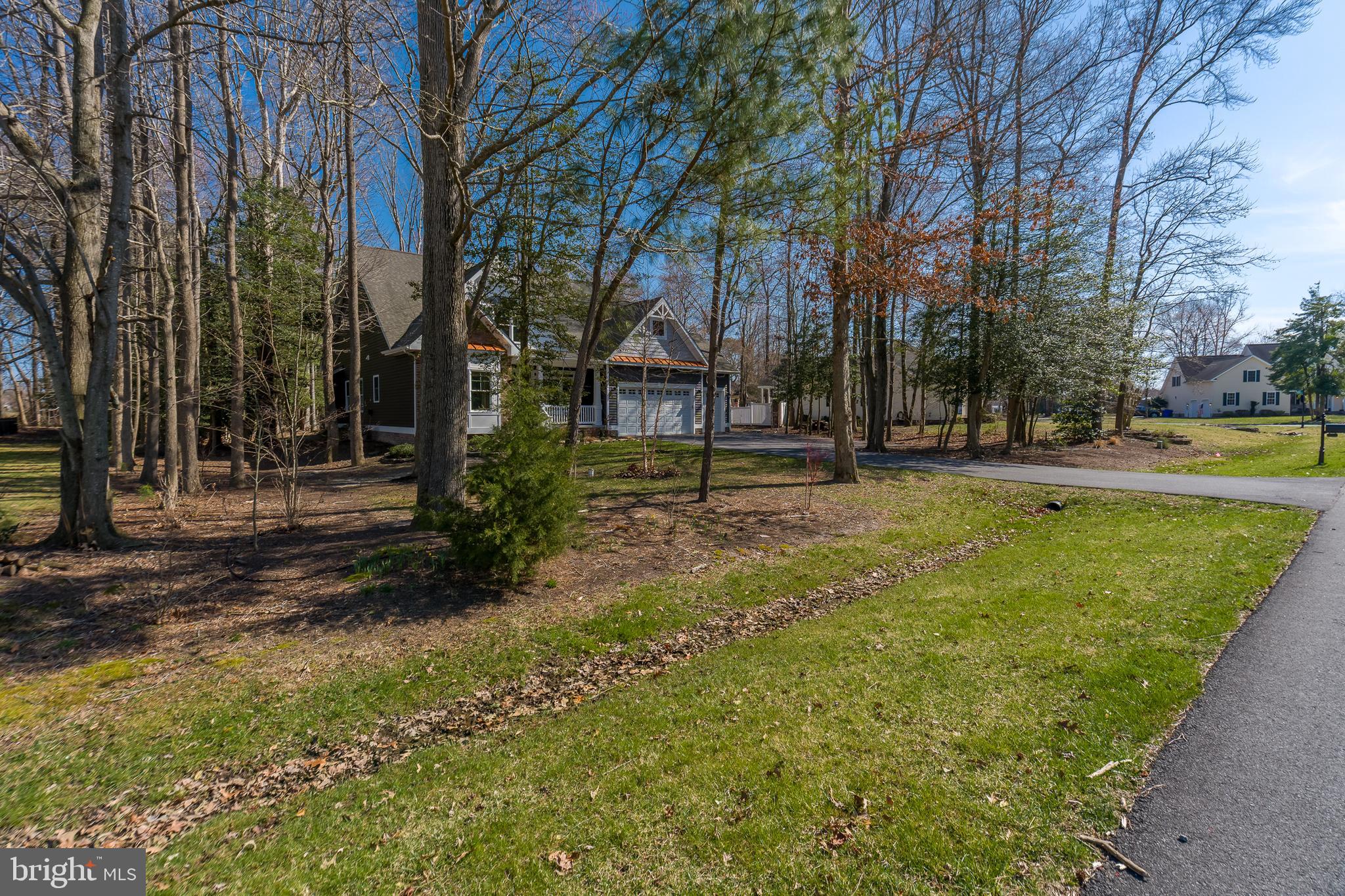 PARKERS POINTE - Residential