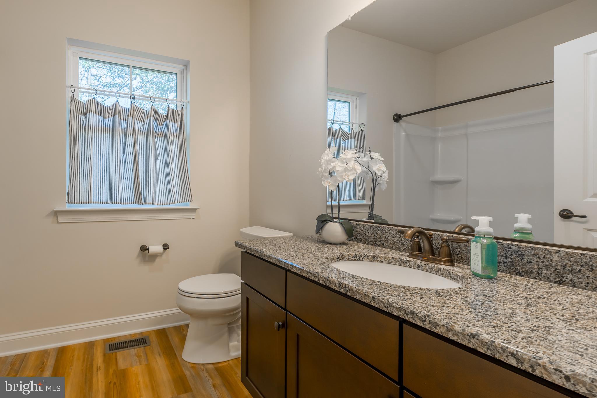 PARKERS POINTE - Residential