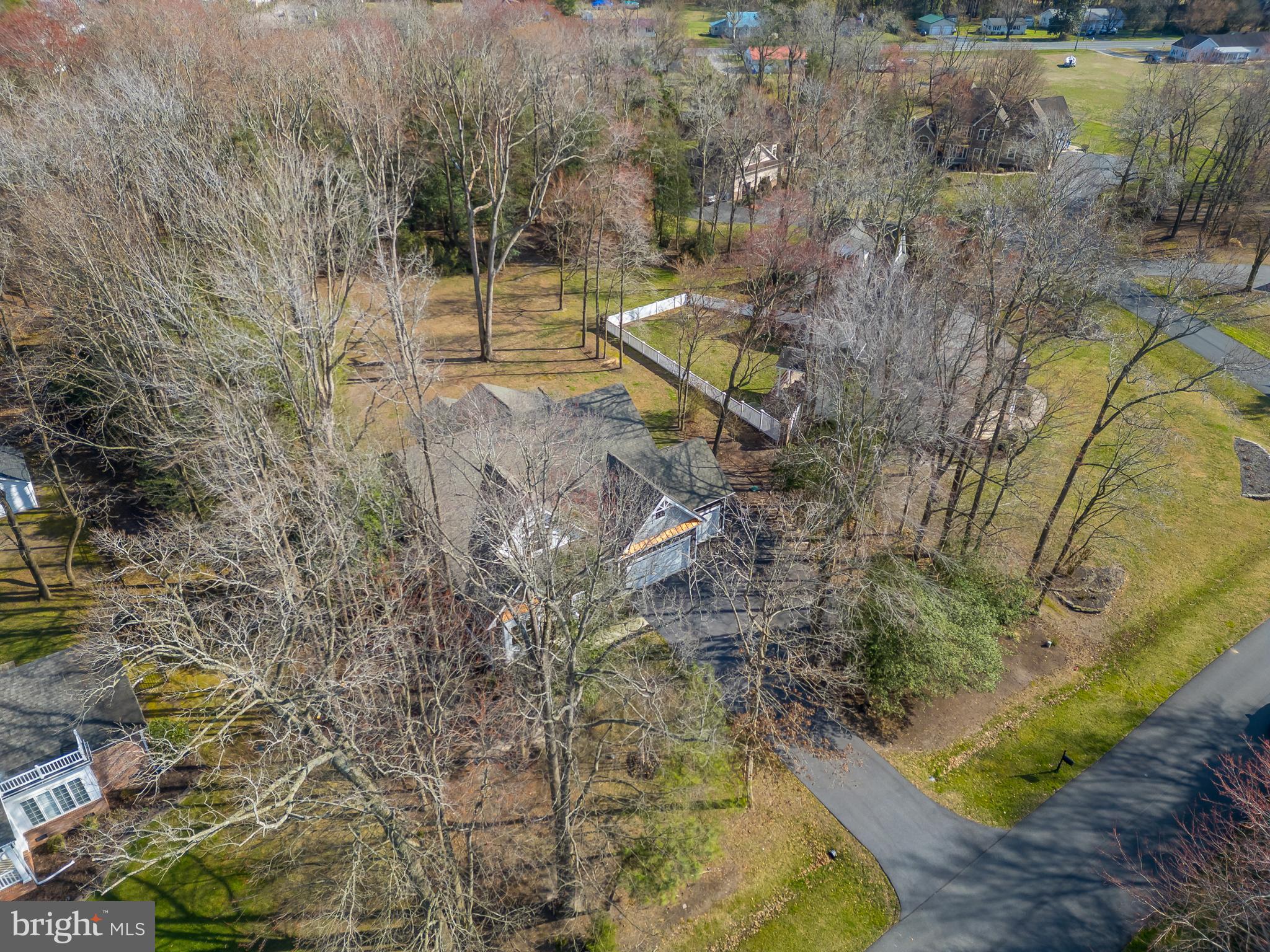 PARKERS POINTE - Residential