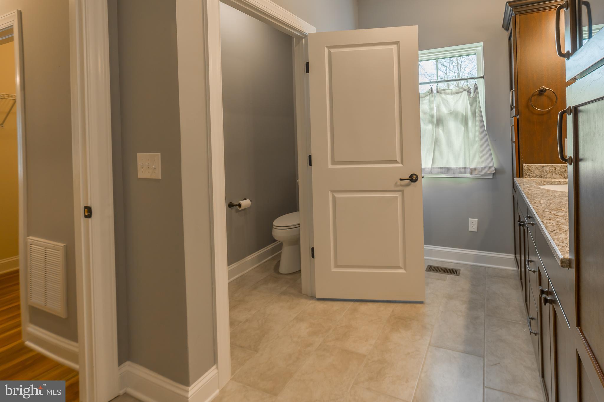 PARKERS POINTE - Residential