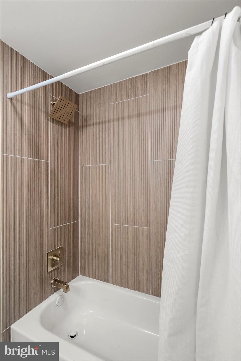 OWINGS MILLS - Residential