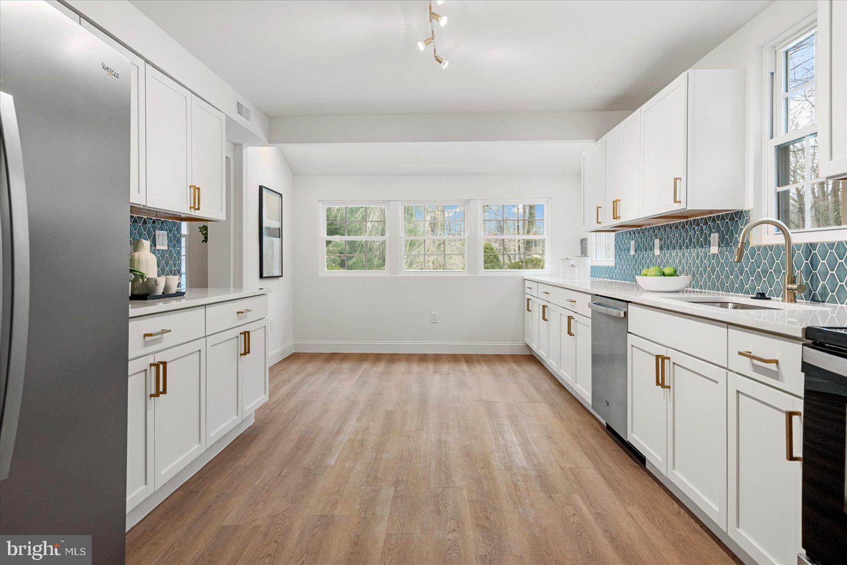 OWINGS MILLS - Residential