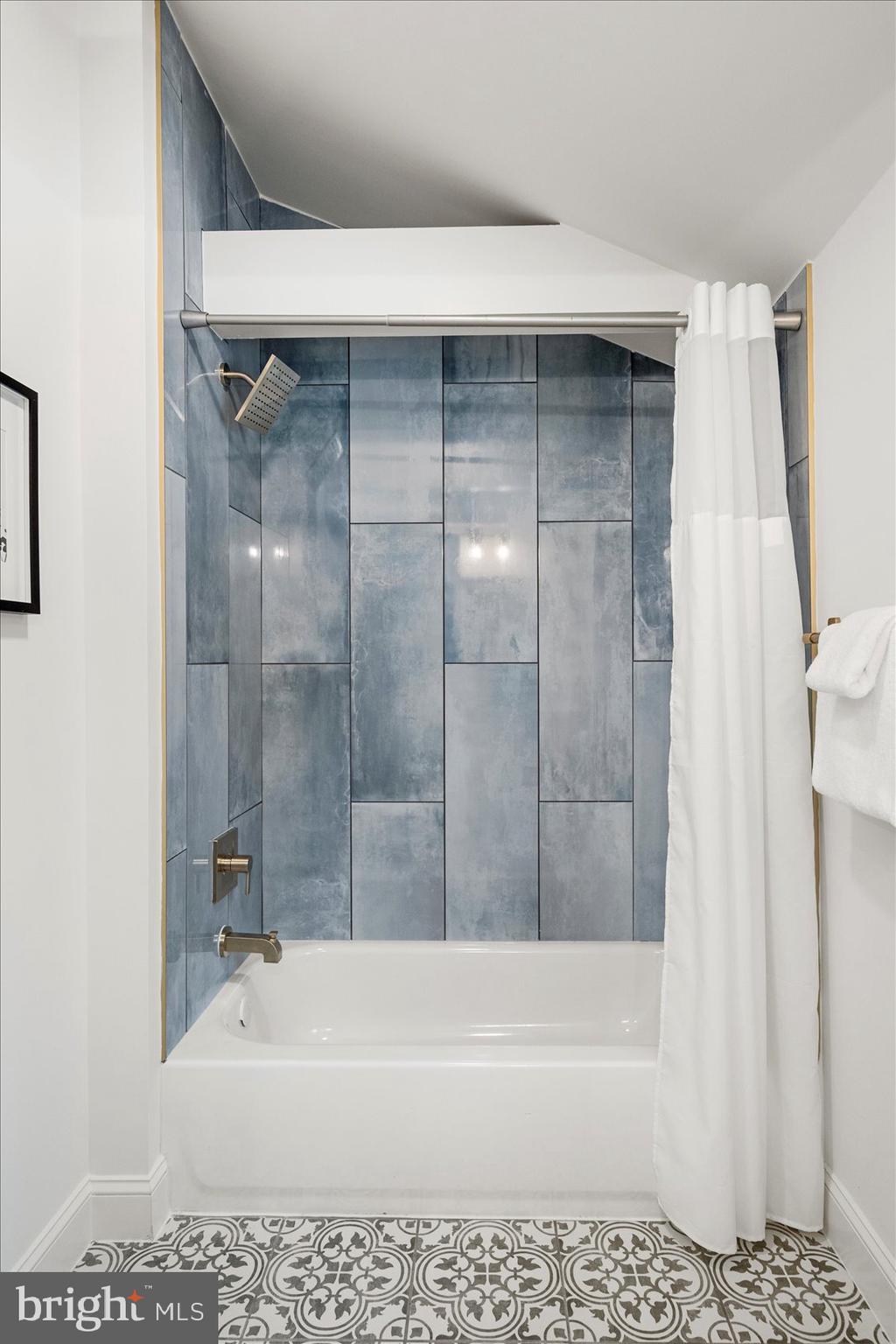 OWINGS MILLS - Residential