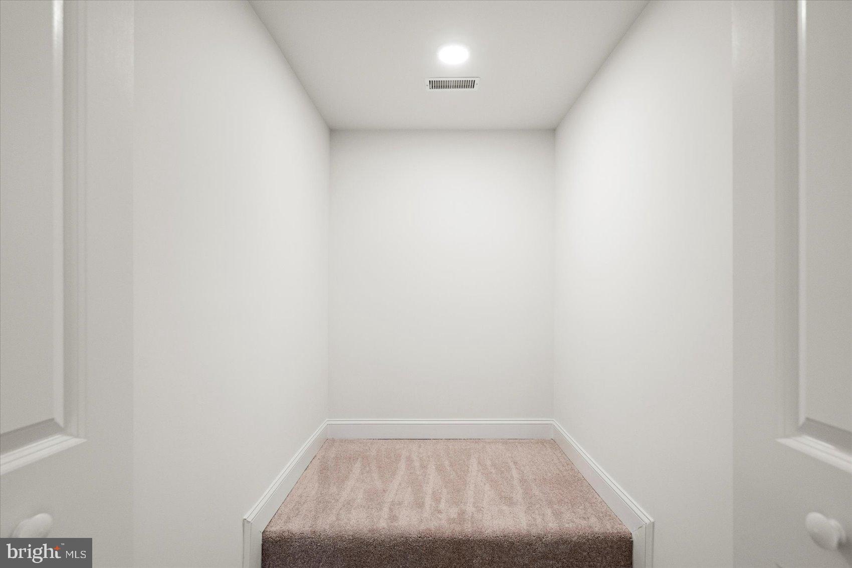 OWINGS MILLS - Residential