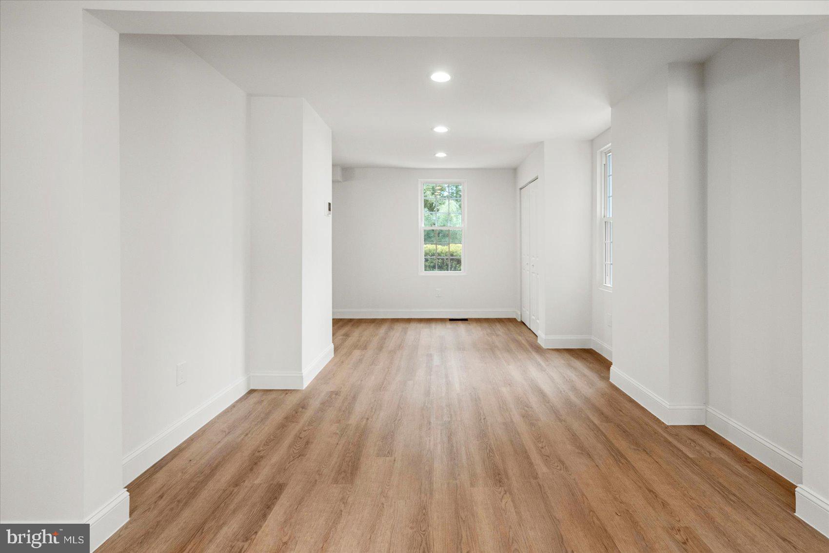 OWINGS MILLS - Residential