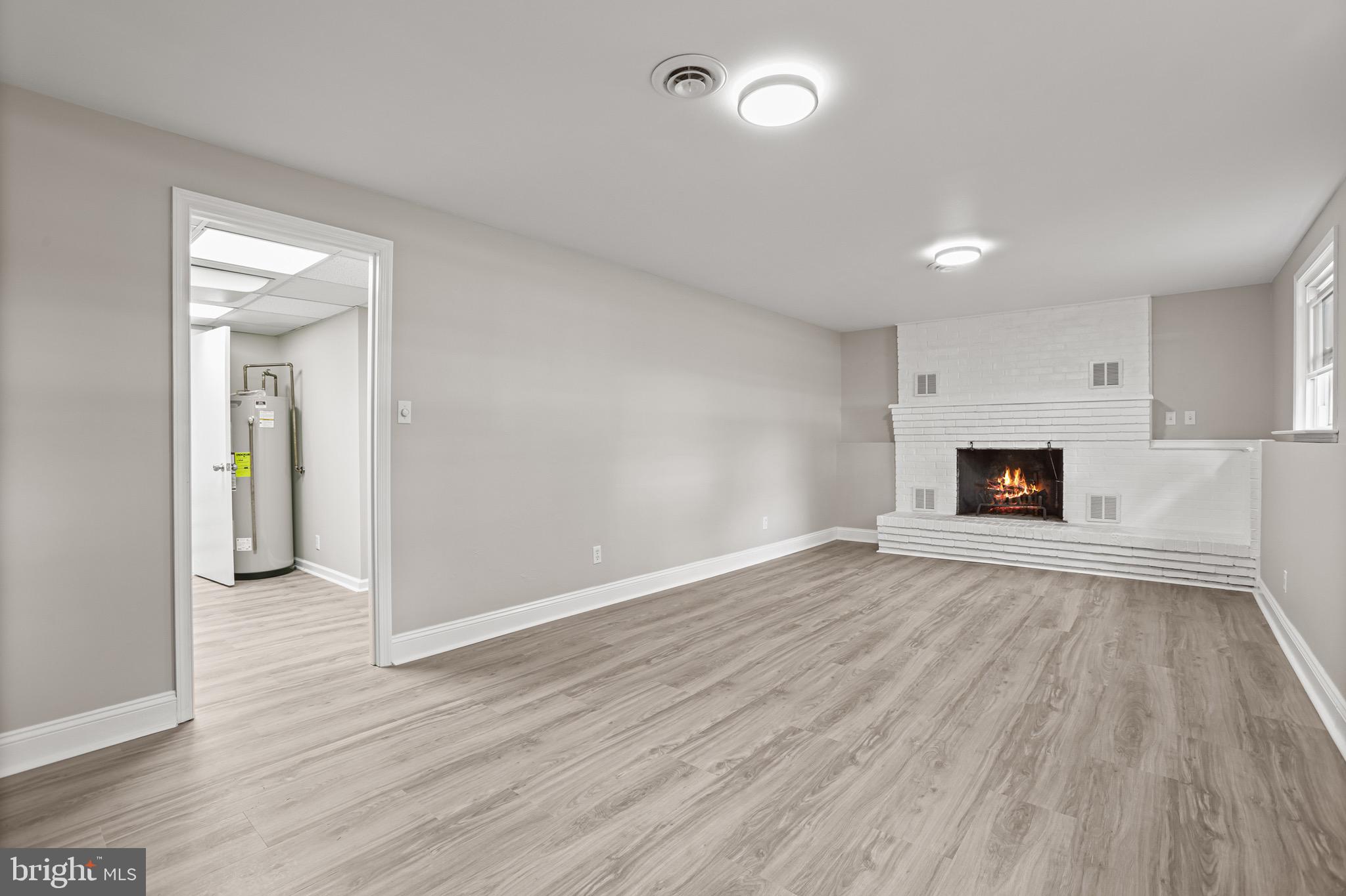 GLEBE HARBOR - Residential