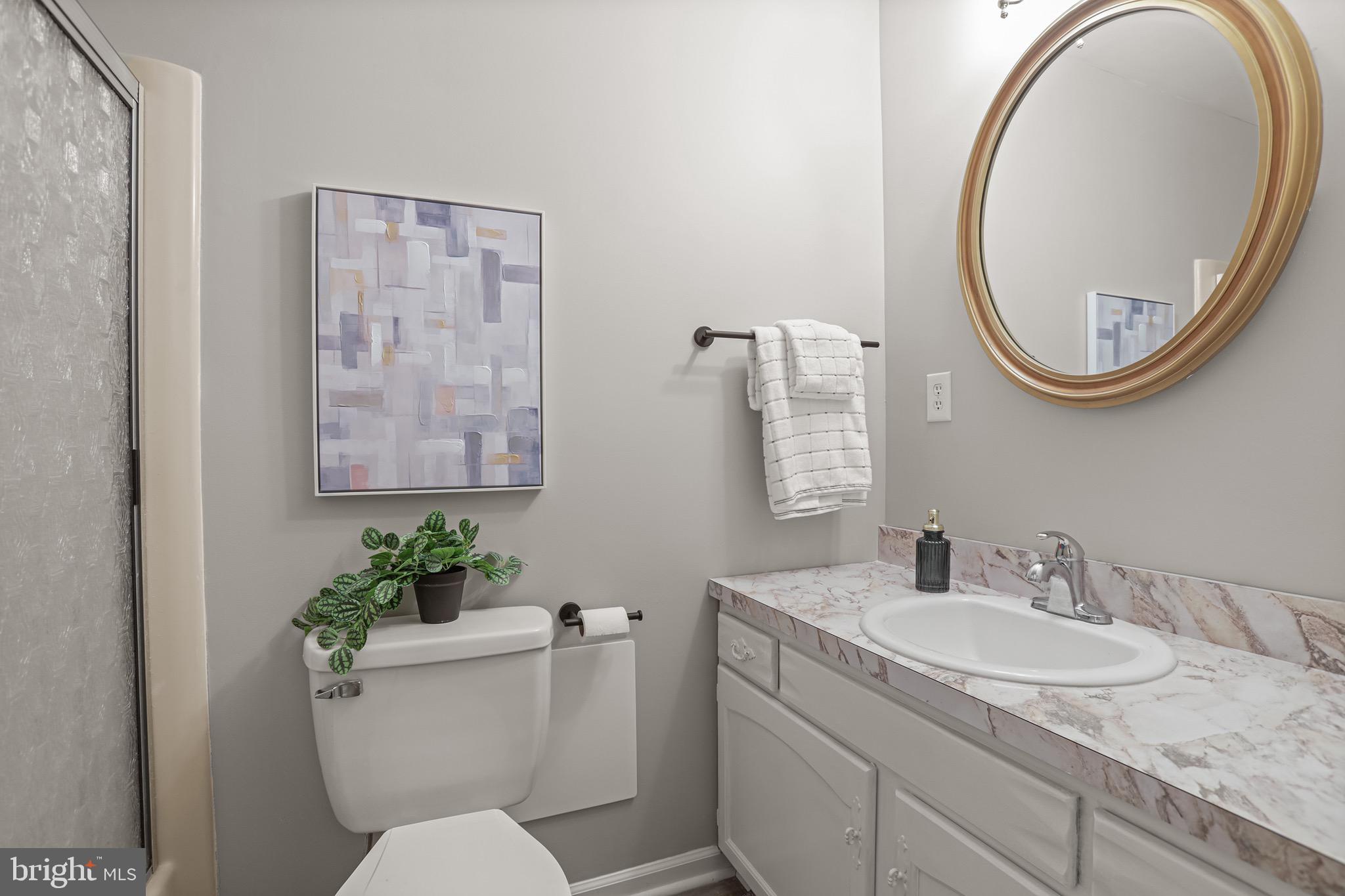 GLEBE HARBOR - Residential