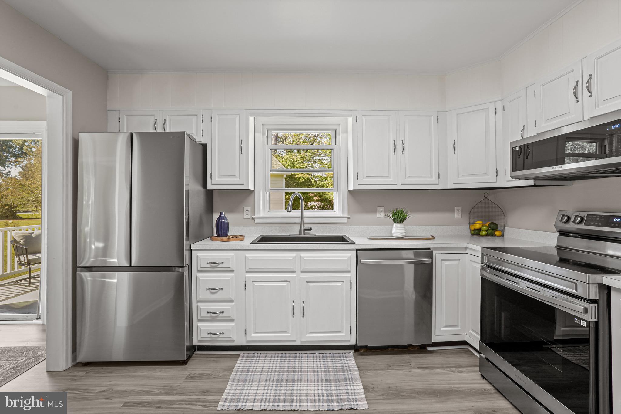 GLEBE HARBOR - Residential