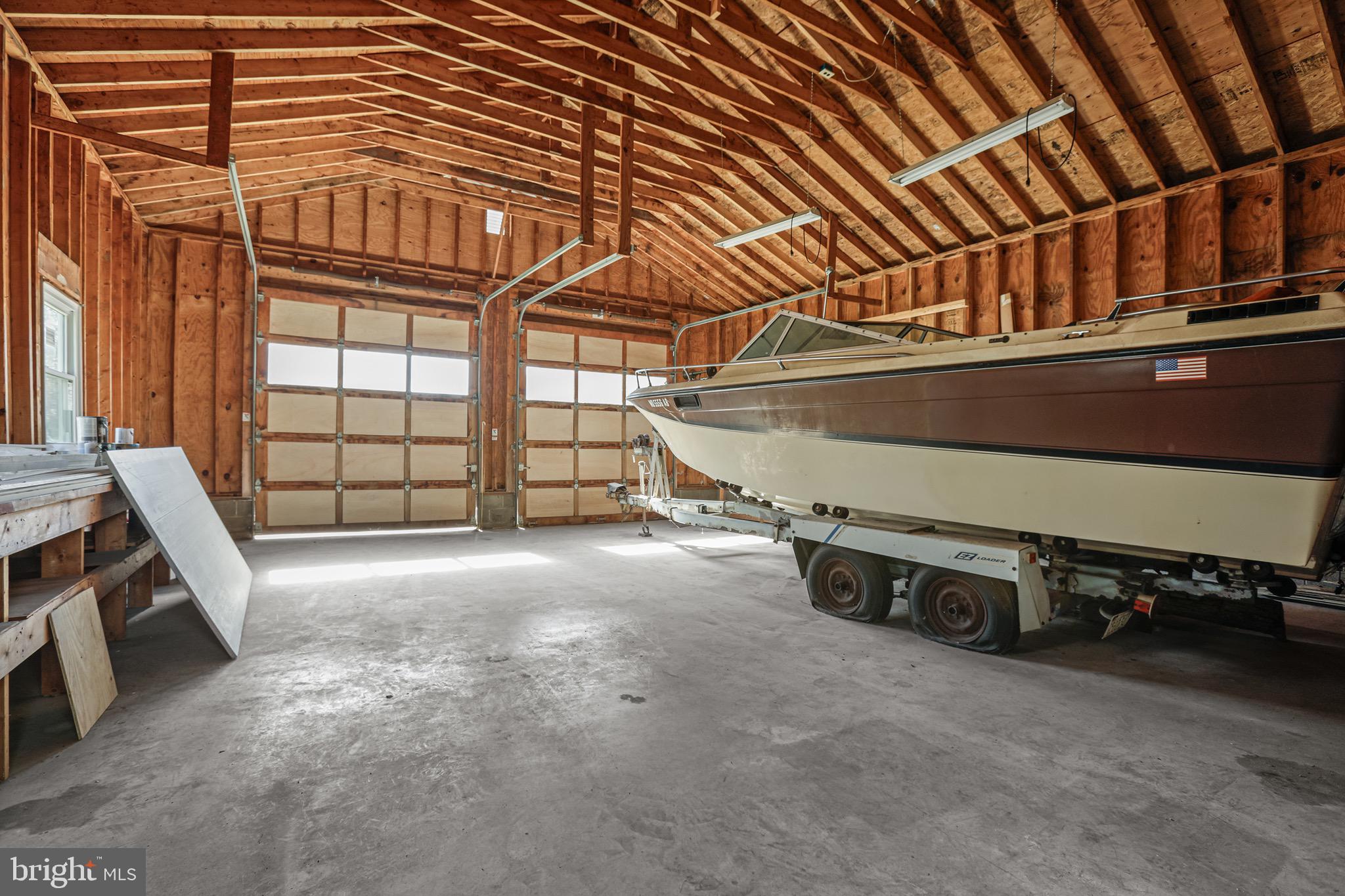 GLEBE HARBOR - Residential